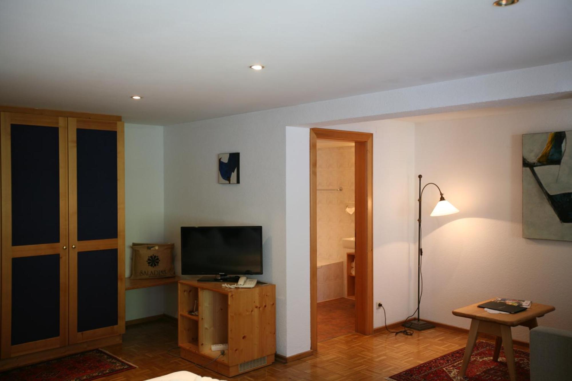 Bio-Hotel Saladina Gaschurn Quarto foto